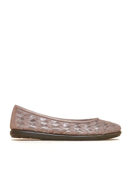 Aerosoles Beige Flat Ballerinas Aerosoles Beige Flat Ballerinas