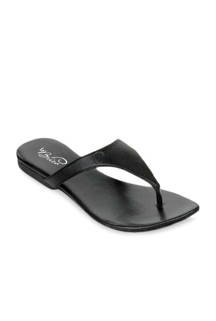 La Briza Black Thong Sandals La Briza Black Thong Sandals