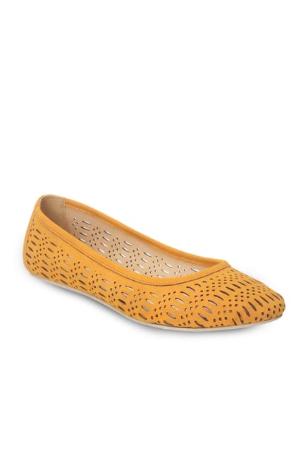 La Briza Yellow Flat Ballets La Briza Yellow Flat Ballets