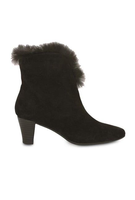 La Briza Black Block Heeled Booties La Briza Black Block Heeled Booties