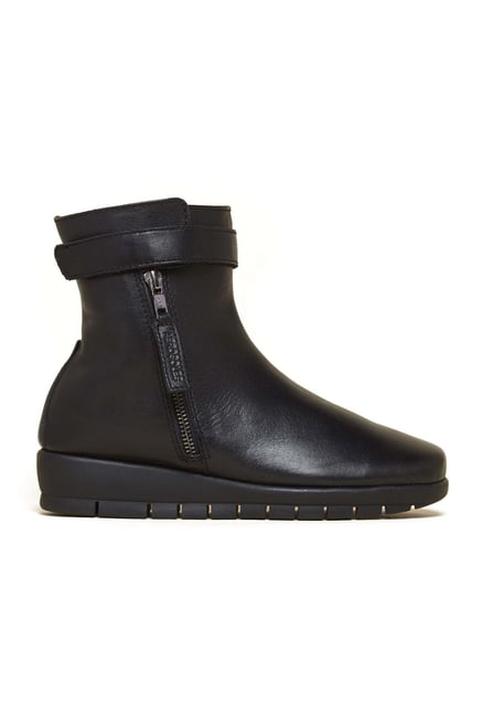 Aerosoles Removable Black Boots Aerosoles Removable Black Boots