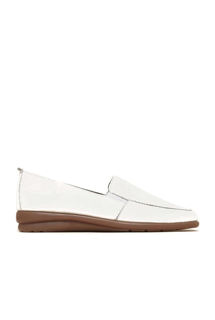 Aerosoles Backstreet Off White Moccasins Aerosoles Backstreet Off White Moccasins