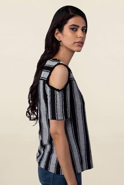 Postfold Black Striped Top Postfold Black Striped Top