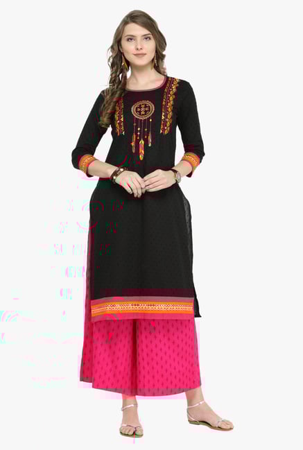 Varanga Black Embroidered Kurta Varanga Black Embroidered Kurta