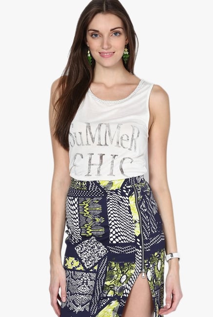 Only White Printed Top Only White Printed Top