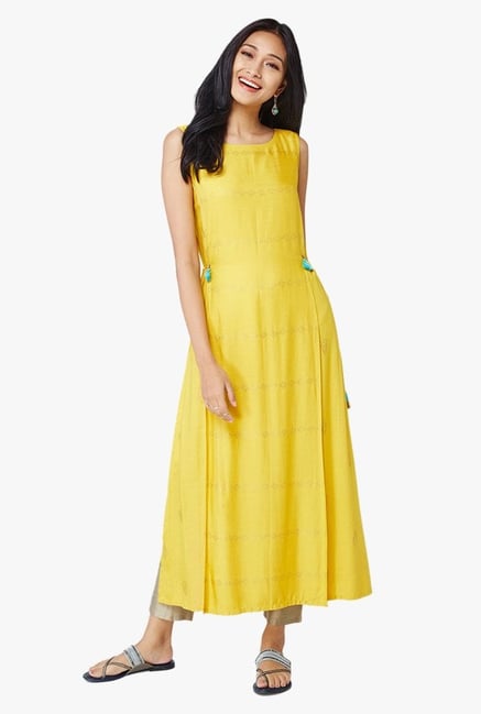 Global Desi Yellow Printed Viscose Tabrad Kurta Global Desi Yellow Printed Viscose Tabrad Kurta