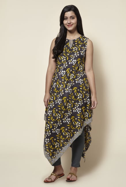 Zudio Grey Floral Slim Fit Kurta Zudio Grey Floral Slim Fit Kurta