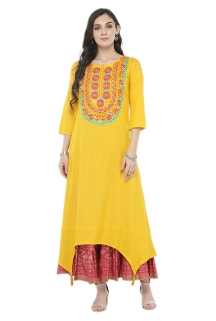 Varanga Yellow Embroidered Viscose & Rayon Kurta Varanga Yellow Embroidered Viscose & Rayon Kurta