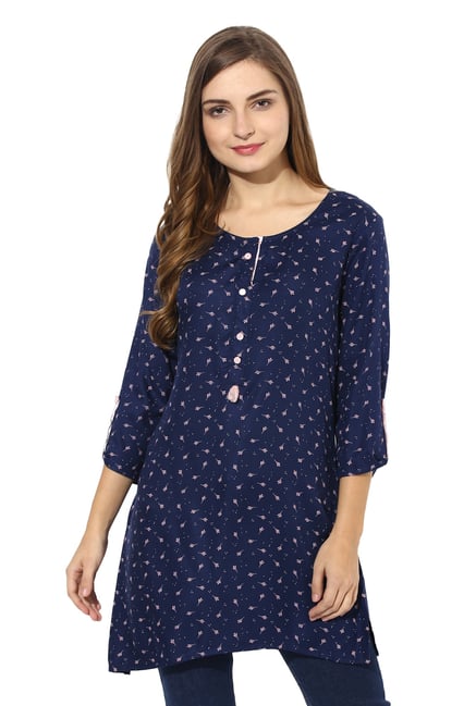 Mytri Navy Printed Rayon Straight Kurti Mytri Navy Printed Rayon Straight Kurti