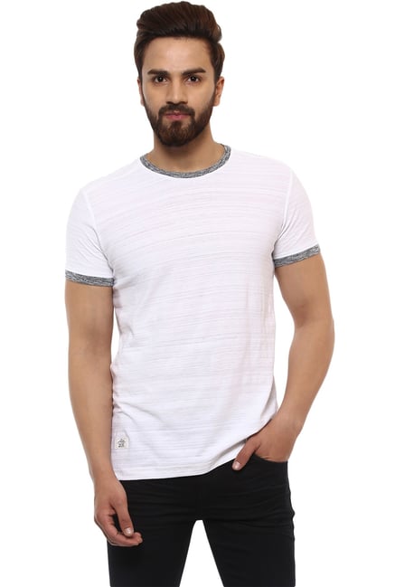 Mufti White Crew Neck Half Sleeves T-Shirt Mufti White Crew Neck Half Sleeves T-Shirt