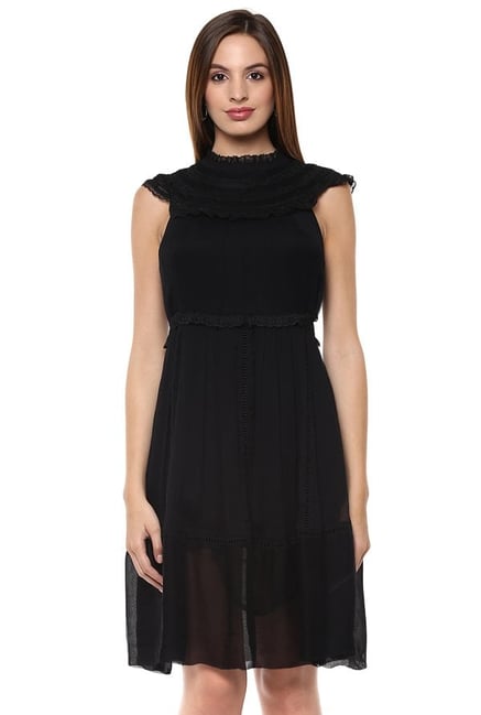 Label Ritu Kumar Black Lace Knee Length Dress Label Ritu Kumar Black Lace Knee Length Dress
