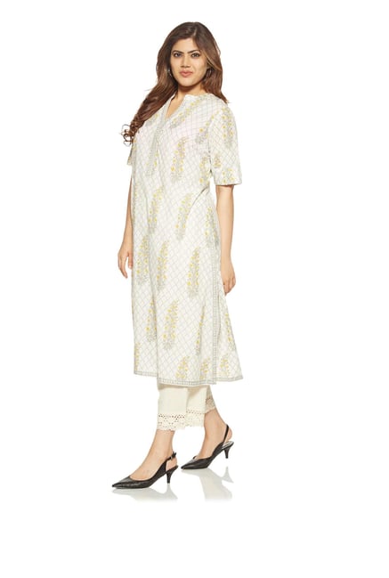 Diza curve by Westside Yellow Floral Print Kurta Diza curve by Westside Yellow Floral Print Kurta