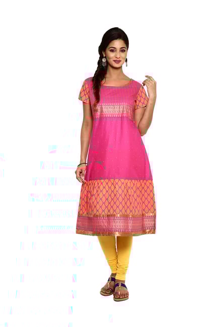 Mytri Pink Printed Cambric Kurta Mytri Pink Printed Cambric Kurta