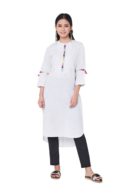 Global Desi Off White Embroidered Kurta Global Desi Off White Embroidered Kurta