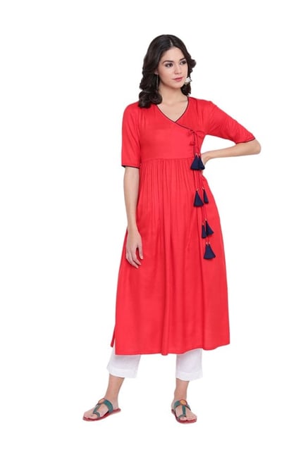 9rasa Red Flared Fit Rayon Viscose Kurta 9rasa Red Flared Fit Rayon Viscose Kurta