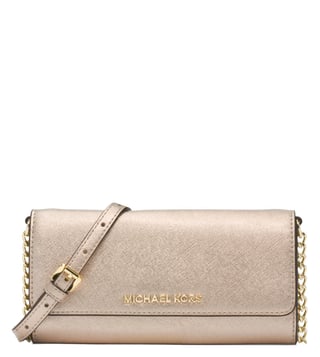 MICHAEL Michael Kors Jet Set Travel Pale Gold Wallet MICHAEL Michael Kors Jet Set Travel Pale Gold Wallet