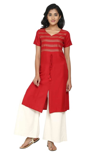 Aaboli Red Printed Rayon Straight Kurta Aaboli Red Printed Rayon Straight Kurta