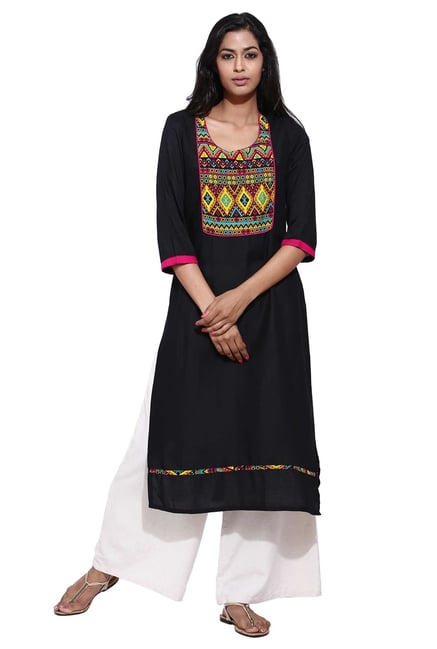 Aaboli Black Printed Rayon Straight Kurta Aaboli Black Printed Rayon Straight Kurta