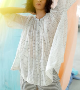 Itr by Khyati Pande White Bubble Blouse Itr by Khyati Pande White Bubble Blouse