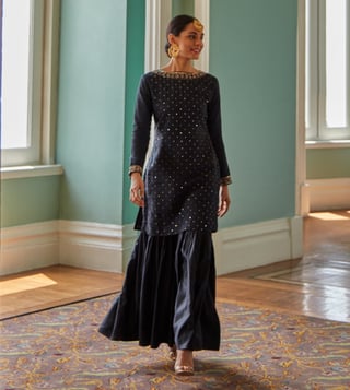 Okhai Festive Midnight Blue Diwali Queen of The Night Kurta Okhai Festive Midnight Blue Diwali Queen of The Night Kurta
