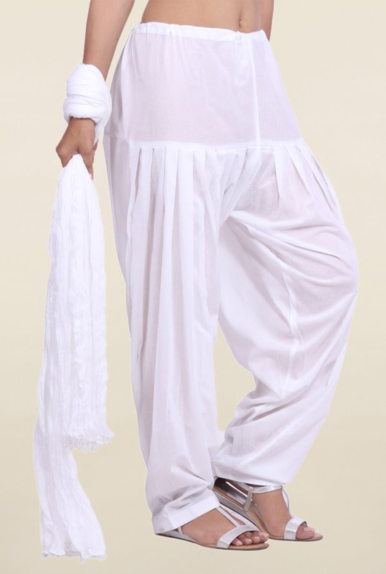 Pin on idee tissus pour abaya