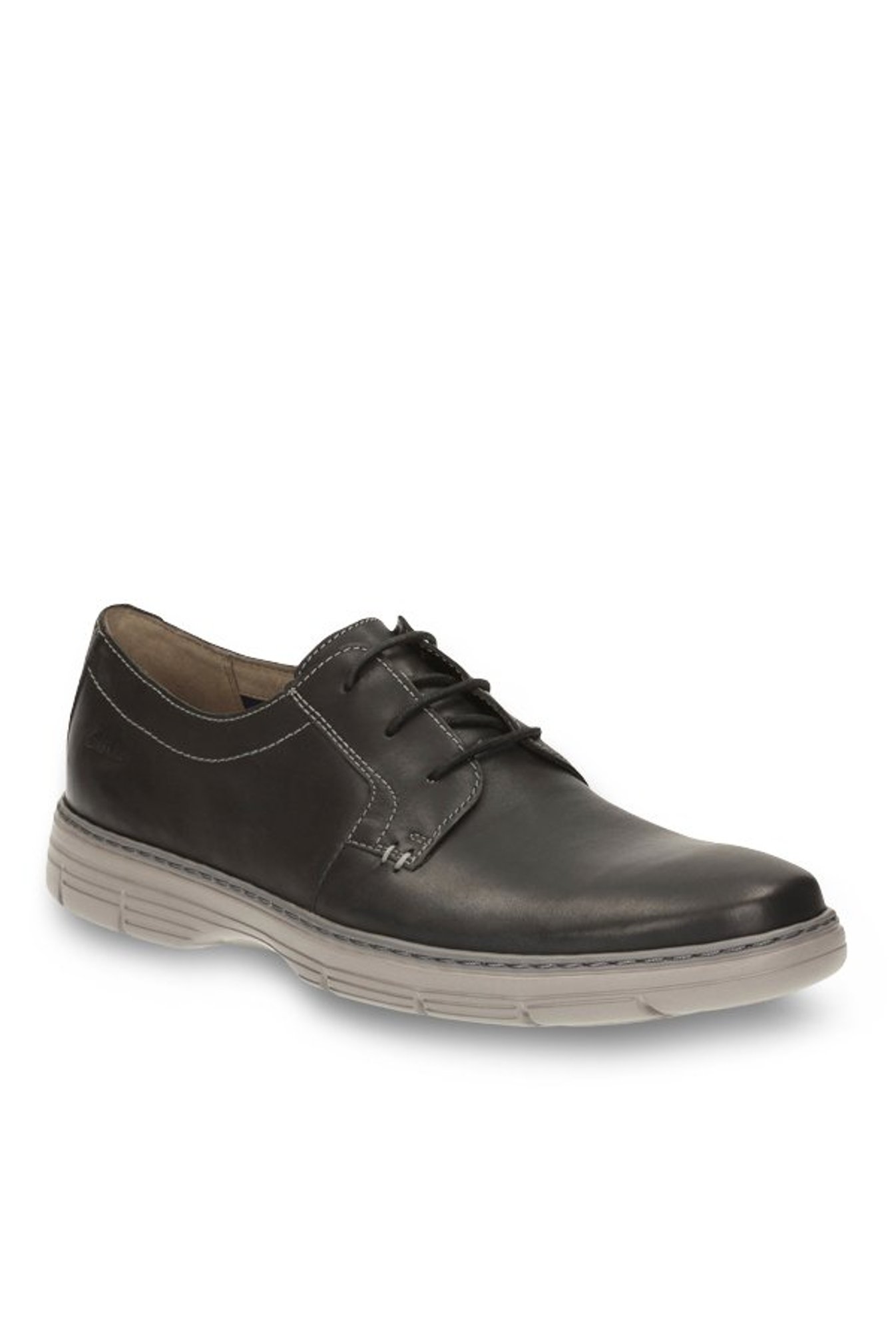 clarks derby shoes
