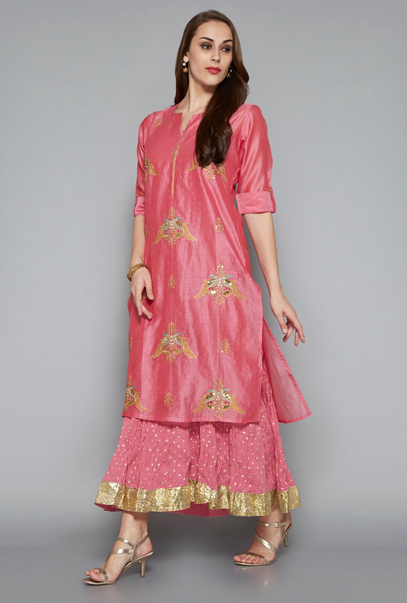 ethnic set for women