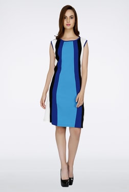 109 F Blue Solid Dress