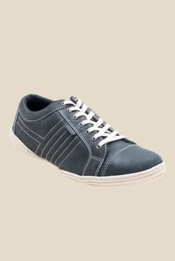 Black Casual Sneakers Image
