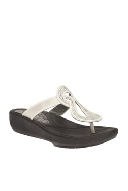 clarks ladies chappals