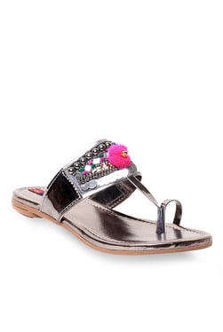 Lishabee by MSC Gun Metal Toe Ring Sandals