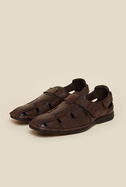 buckaroo sandal