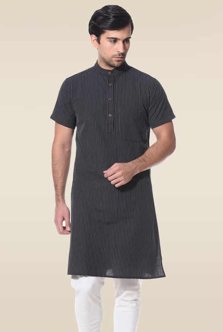 Abhiyuthan Black Jacquard Half Sleeves Kurta