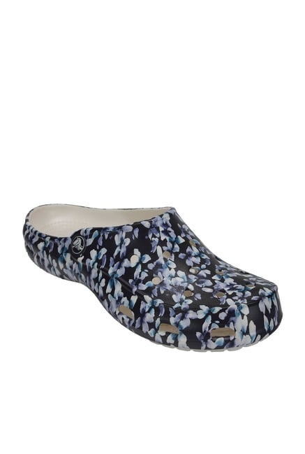 Crocs Freesail Graphic Floral Navy Clogs