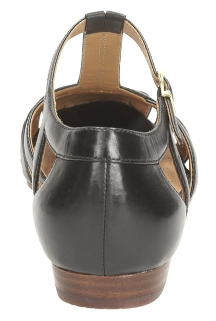 clarks henderson sandals