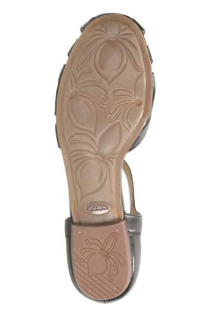 clarks henderson sandals