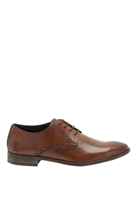 clarks chart walk brown