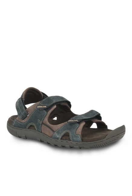 tata cliq woodland sandals