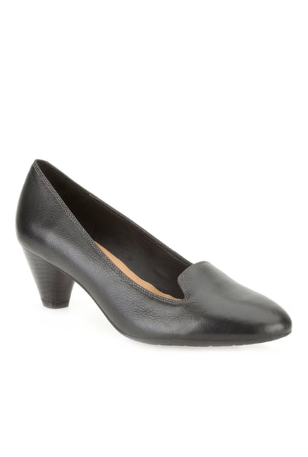clarks pumps price