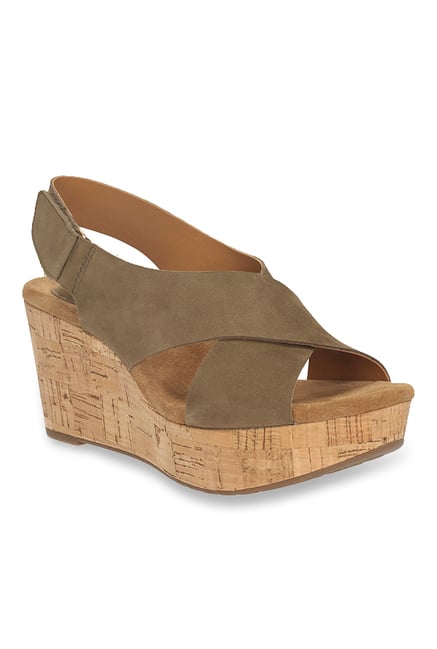clarks women's caslynn shae wedge sandal