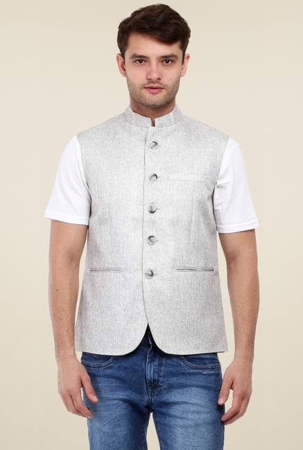 Smart Fit Sleeveless Nehru Jacket 