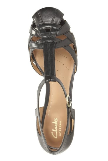 clarks henderson sandals