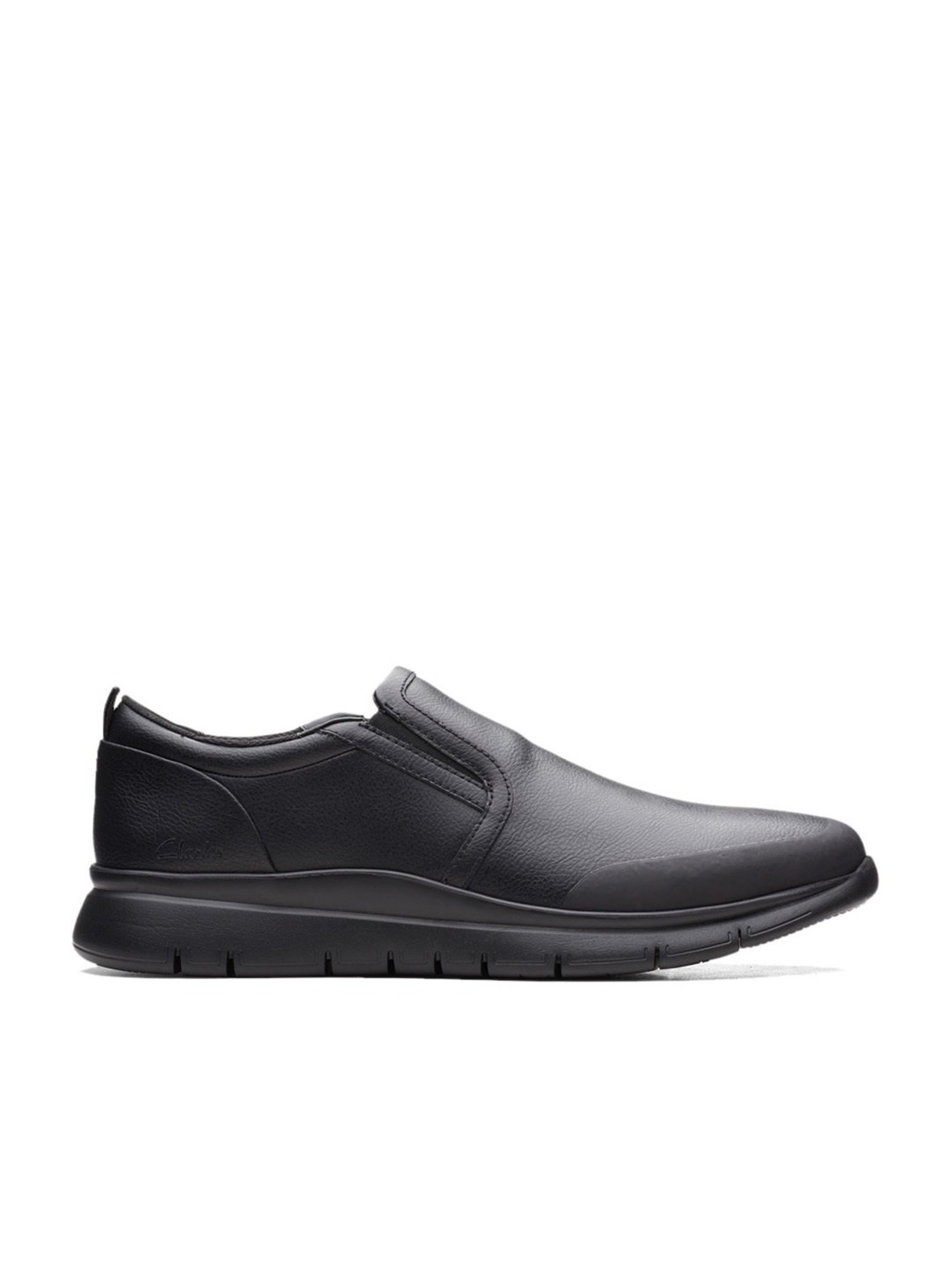 Clarks black deals slip on