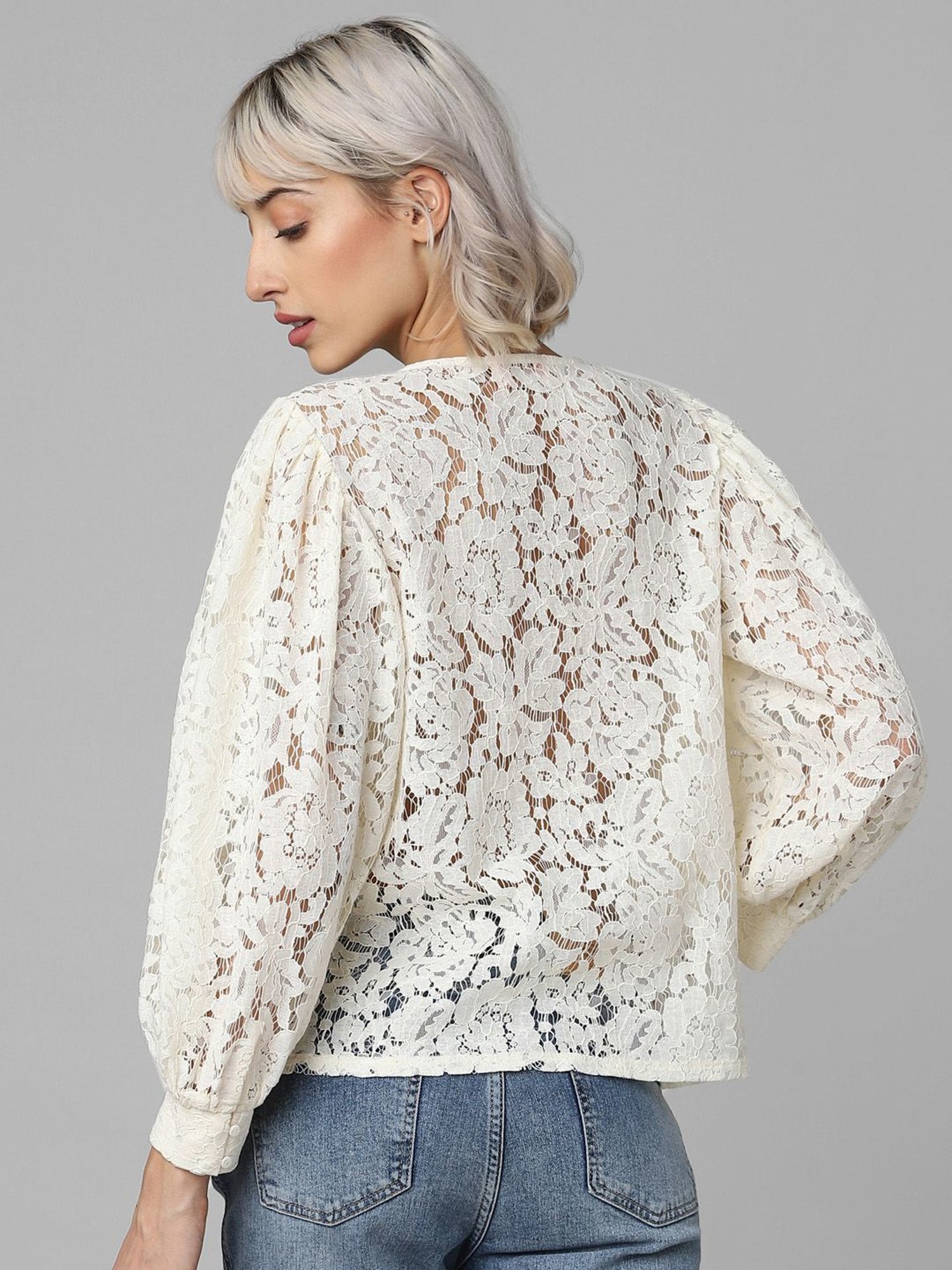 Off white lace online top