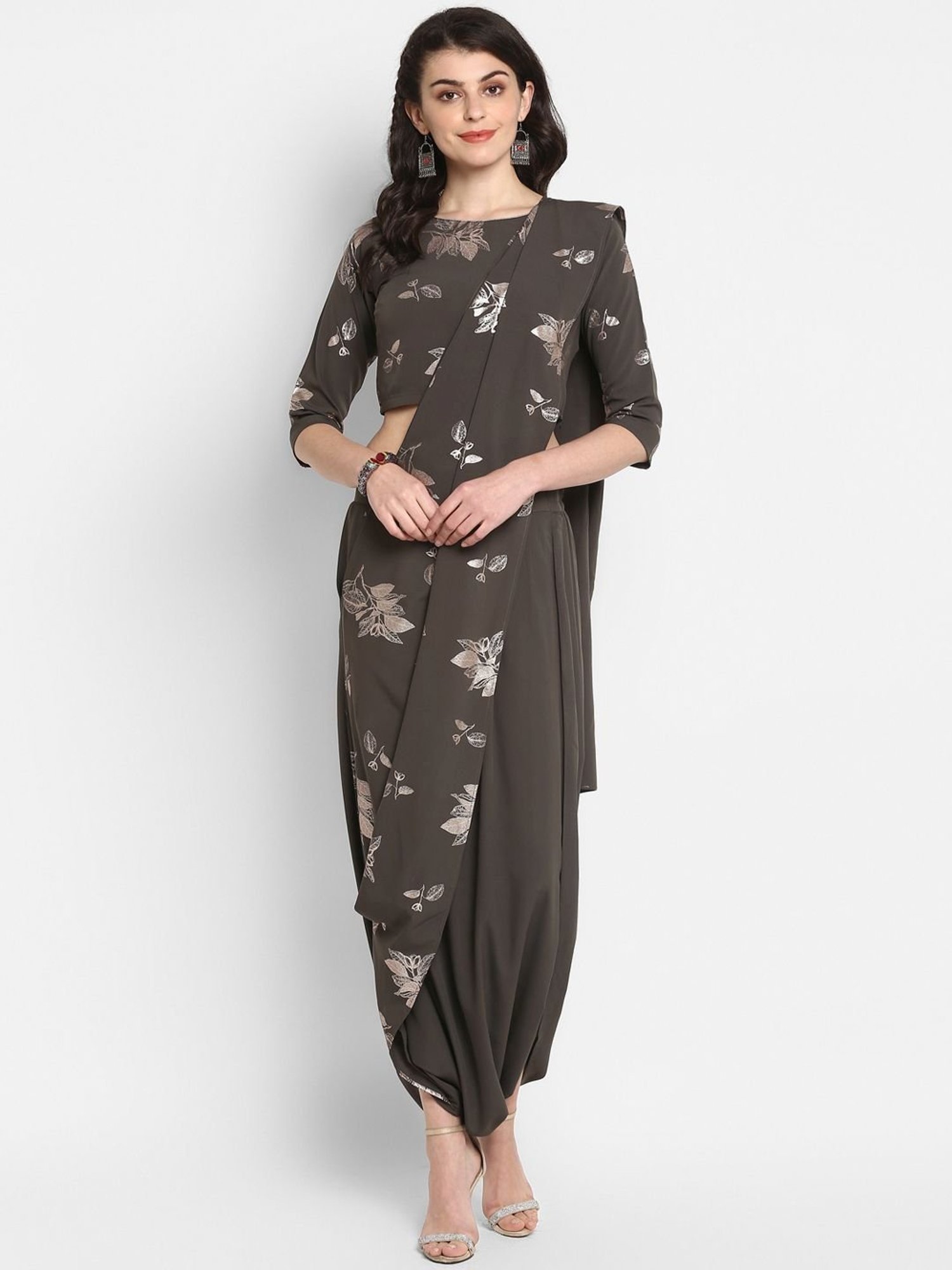 Anouk Women Black Floral Printed Regular Top with Harem Pants with Attached  Dupatta Price in India, Full Specifications & Offers | DTashion.com