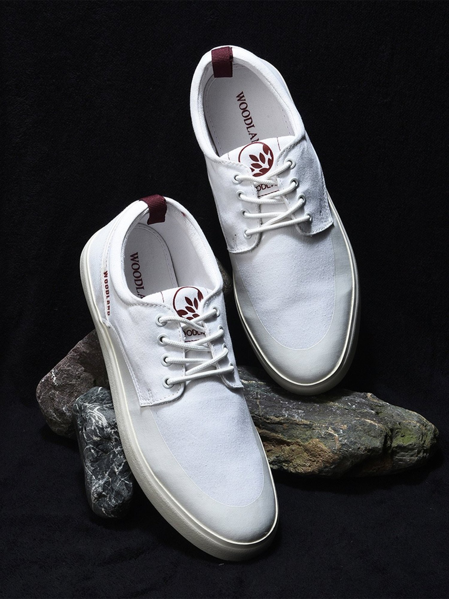 White hot sale shoes woodland