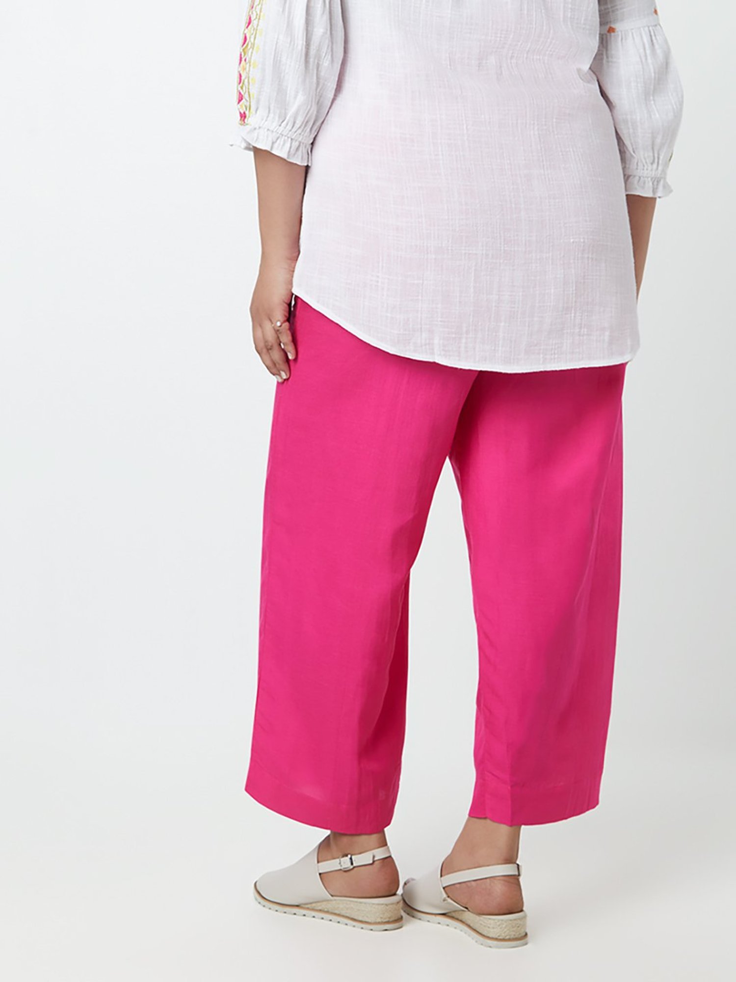 Buy Gia Curves by Westside Black Houndstooth Pants for Online @ Tata CLiQ