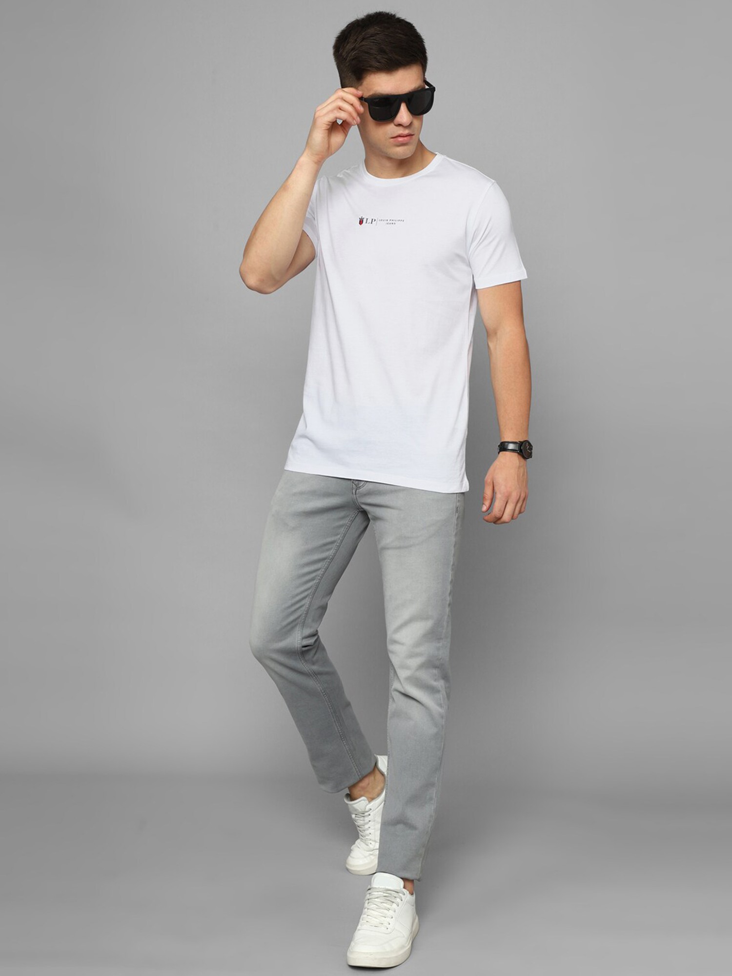 Buy Peter England Jeans White Slim Fit TShirt for Mens Online  Tata CLiQ