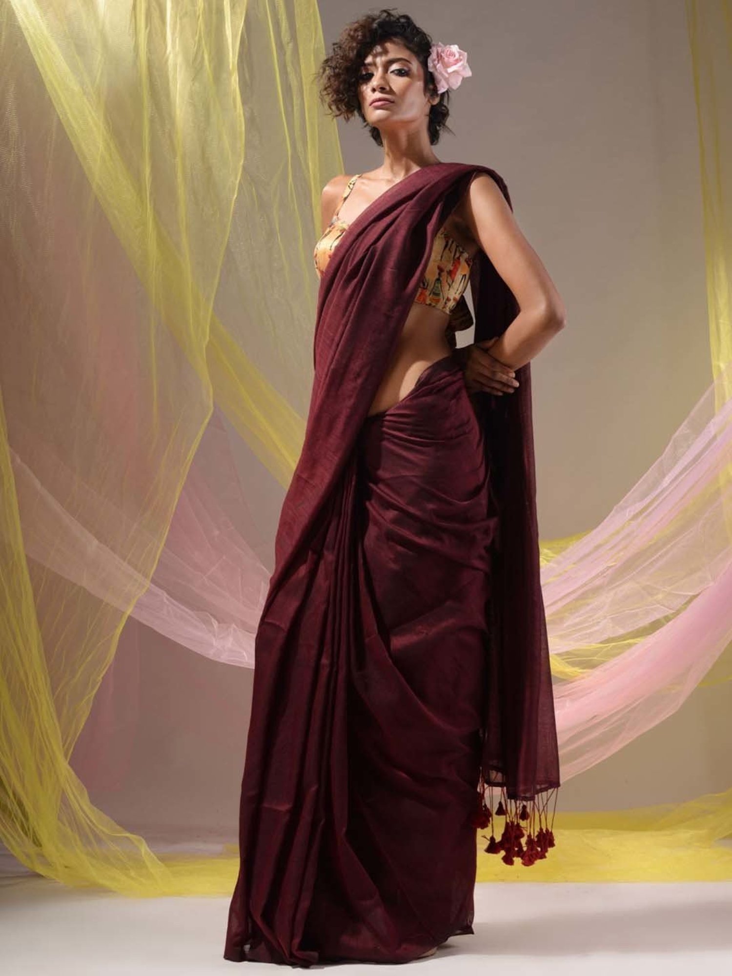 Maroon saree with golden blouse cheap