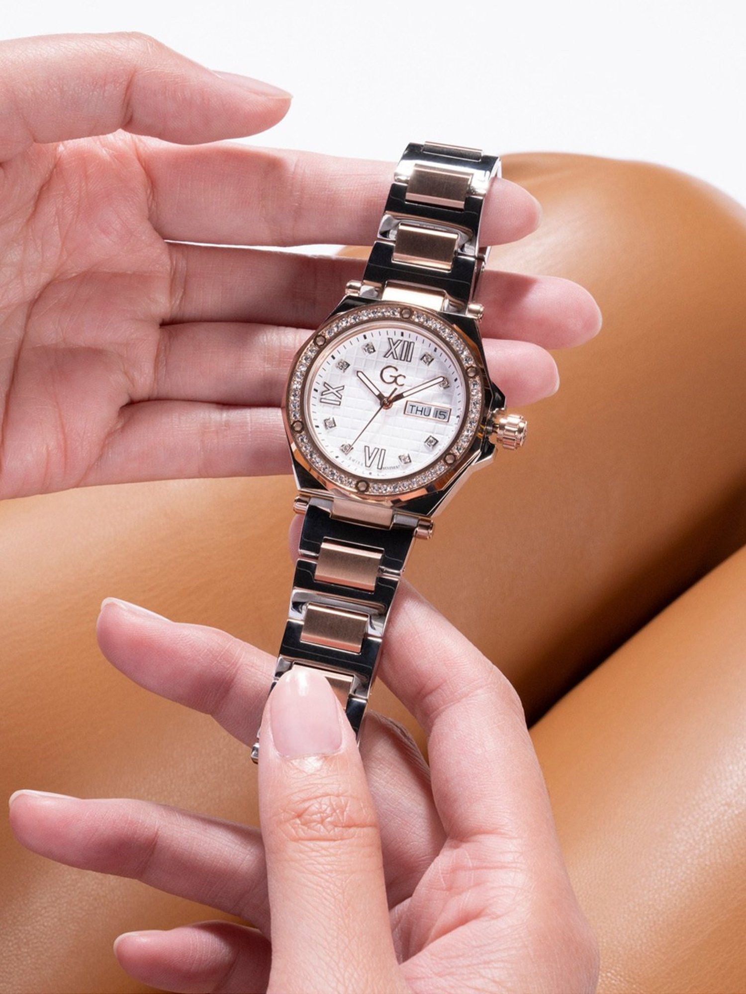 Buy Gc Z20002L1MF Analog Watch for Women at Best Price @ Tata CLiQ